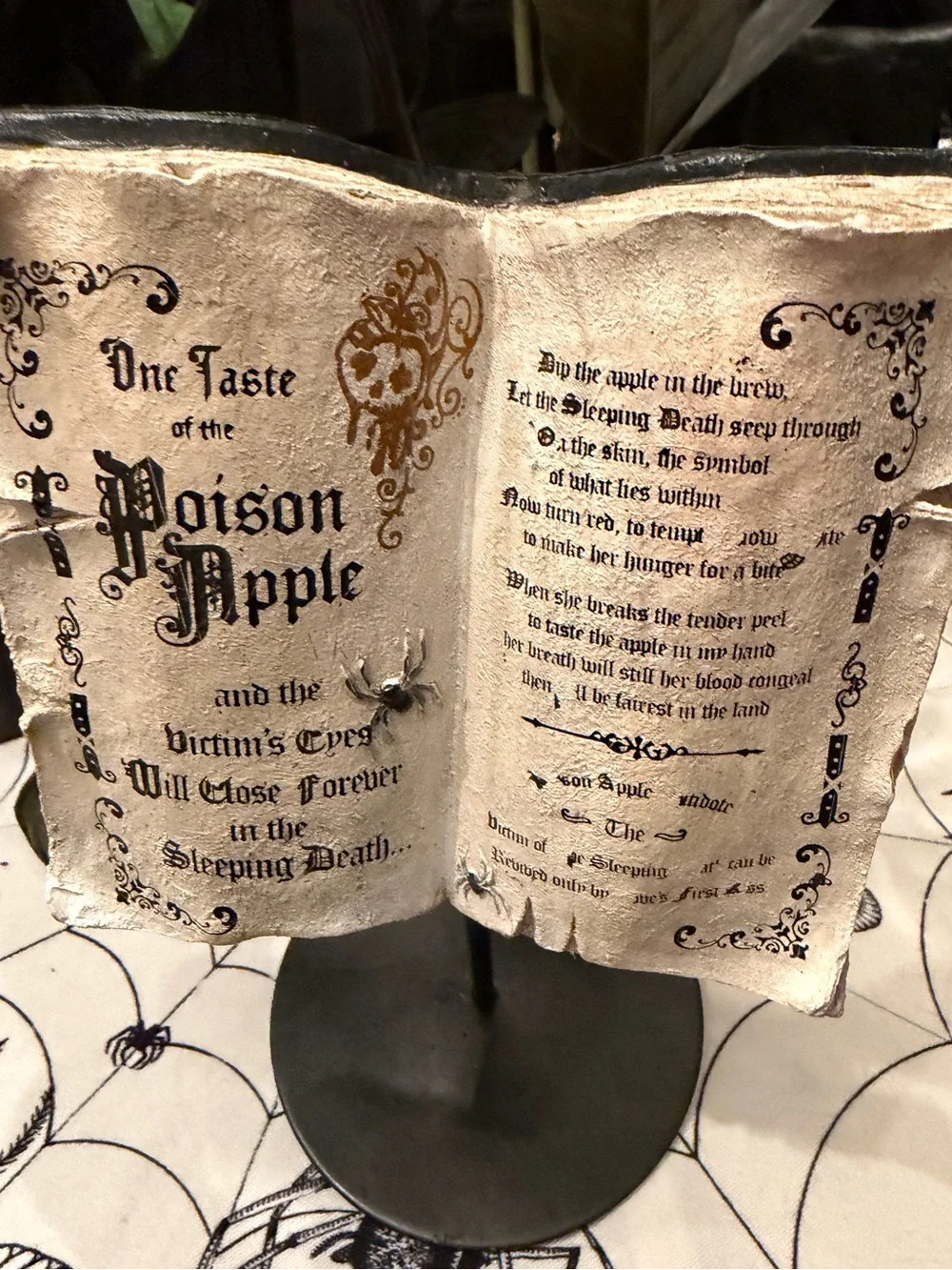 NWT Decorative Poison Apple Witch Halloween Spellbook Display - Cream & Black